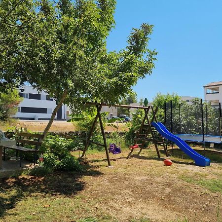 Apartmani Bellevue Vir Bagian luar foto