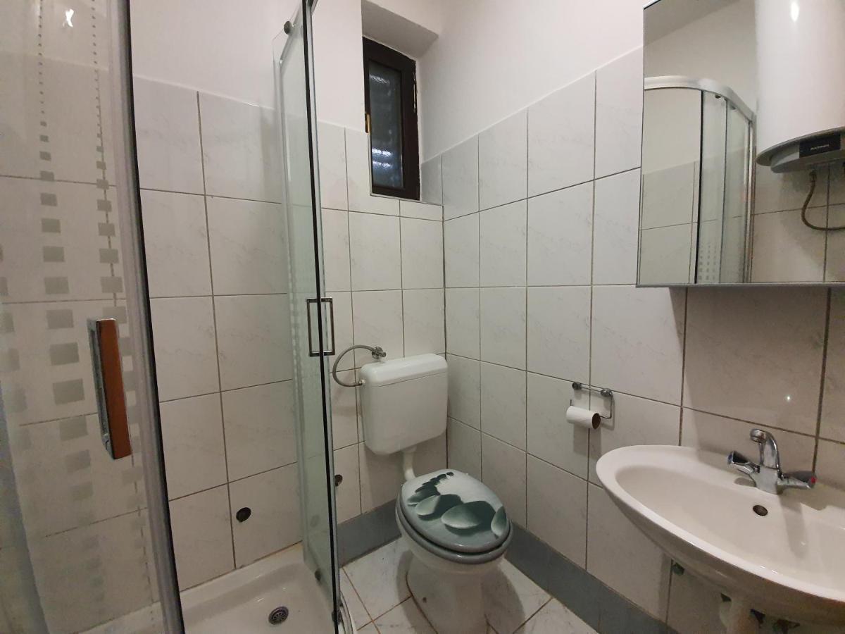 Apartmani Bellevue Vir Bagian luar foto