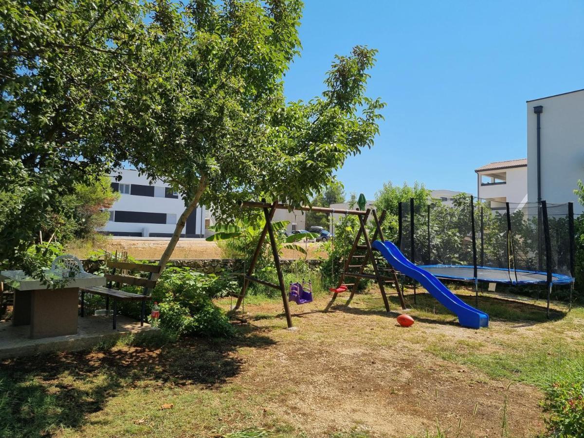 Apartmani Bellevue Vir Bagian luar foto
